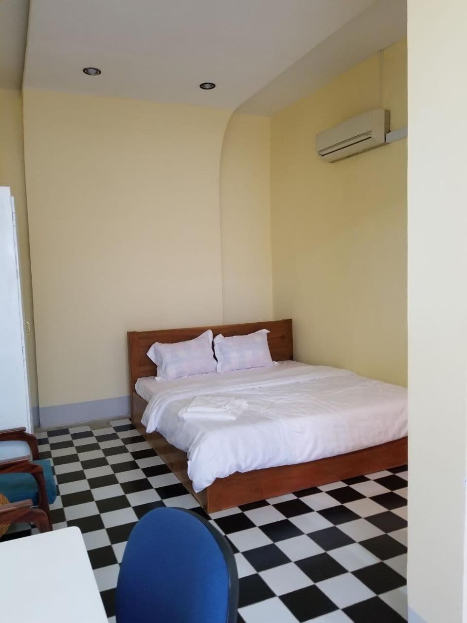 Room 7 - Studio In A Villa 5Mn Walk From The Royal Palace With Swimming Pool Phnom Pen Exterior foto